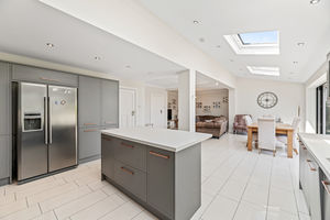 Kitchen/Dining/Family Room- click for photo gallery